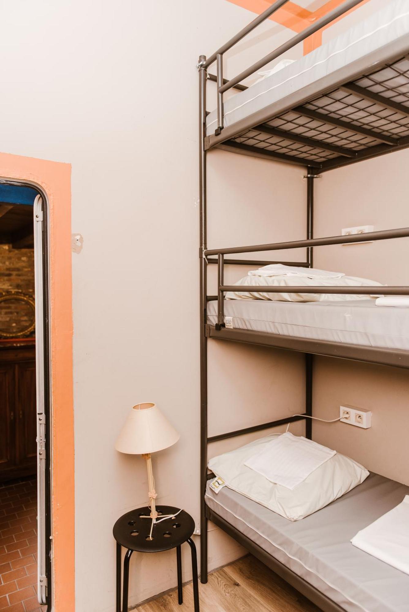 Hostel Treck *